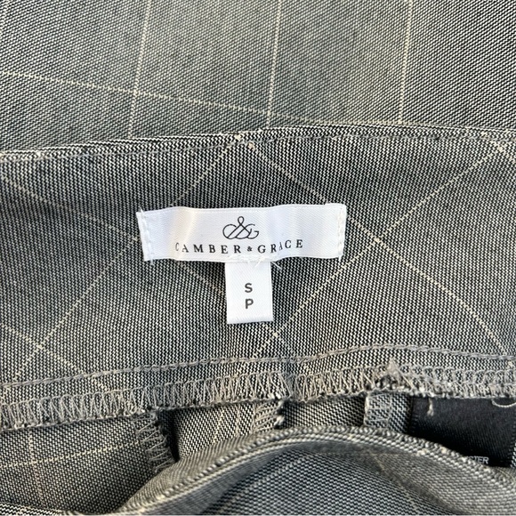 RW&CO. Camber & Grace Gray Plaid Dress Pants - Picture 11 of 12